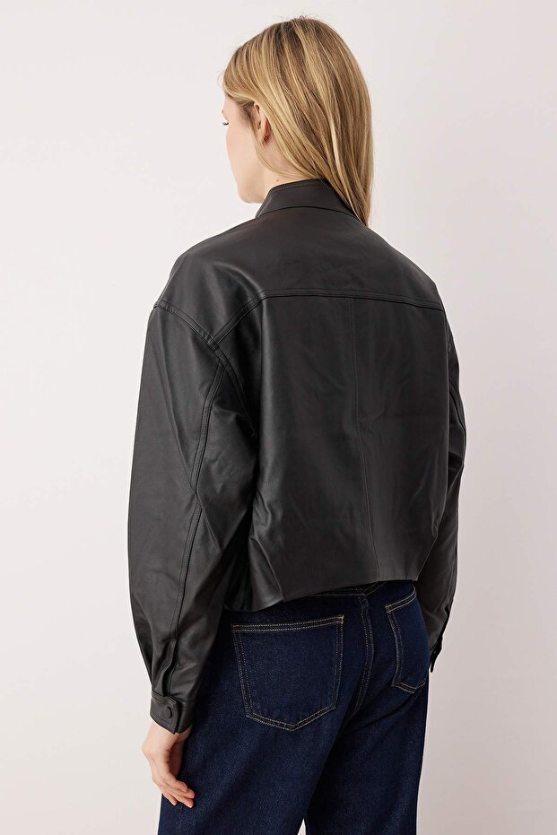 Siyah Oversize Kalıp Suni Deri İnce Ceket Mont TWOAW26MO00034 - 5