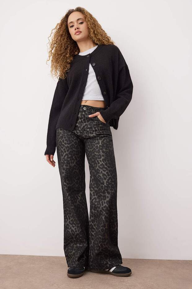 Çok Renkli Leopar Desenli Yüksek Bel Wide Leg Geniş Paça Jeans TWOAW26JE00154 - 1