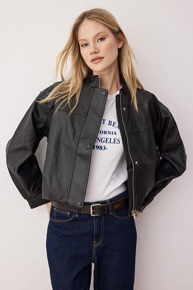 Siyah Oversize Kalıp Suni Deri İnce Ceket Mont TWOAW26MO00034 - 1
