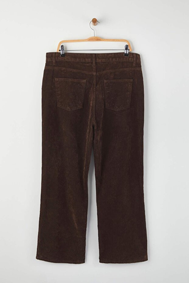 Kahverengi Süet Görünümlü Straight Fit Büyük Beden Jeans TBBAW26CJ00037 - 7