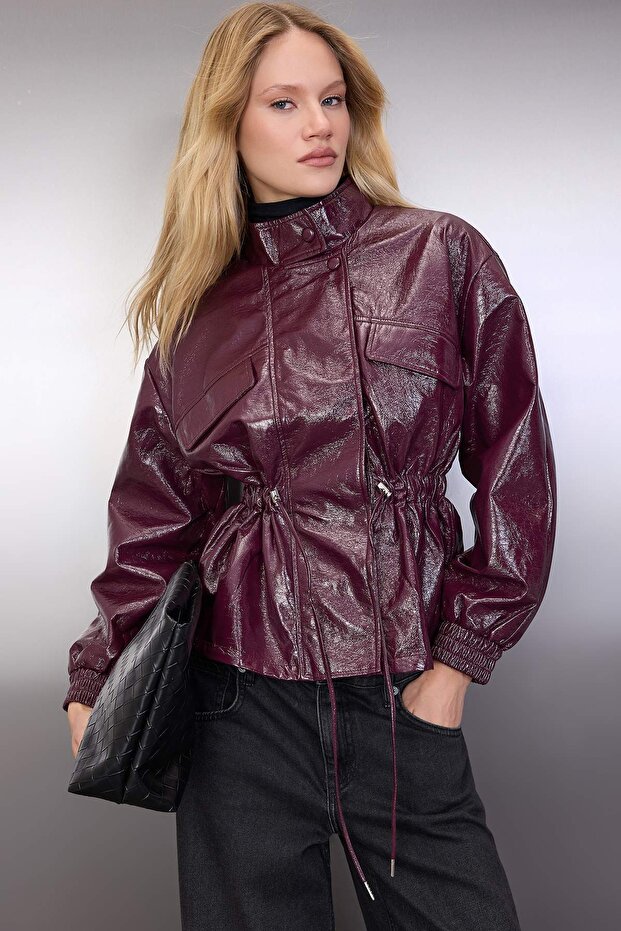 Bordo Regular Kalıp Belden Büzgülü Parlak İnce Ceket Mont TWOAW26MO00079 - 2