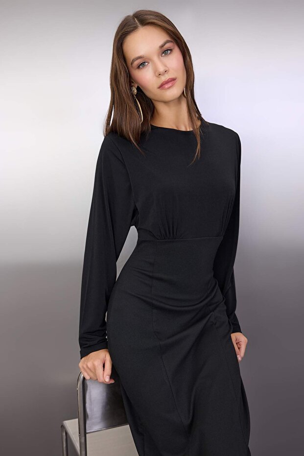 Siyah Düz Üstü Dökümlü Bodycon Midi Örme Elbise TWOAW26EL00200 - 2