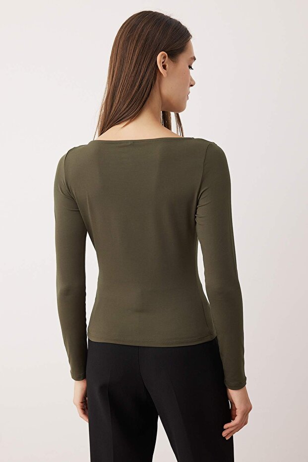 Haki Fitted/Vücuda Oturan Aksesuar/Cut out Detaylı Uzun Kollu Esnek Örme Bluz TWOAW26BZ00130 - 4