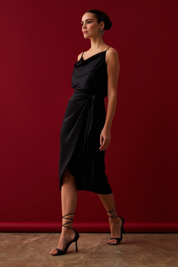 Double-Breasted Skirt with Tie Detail - Black