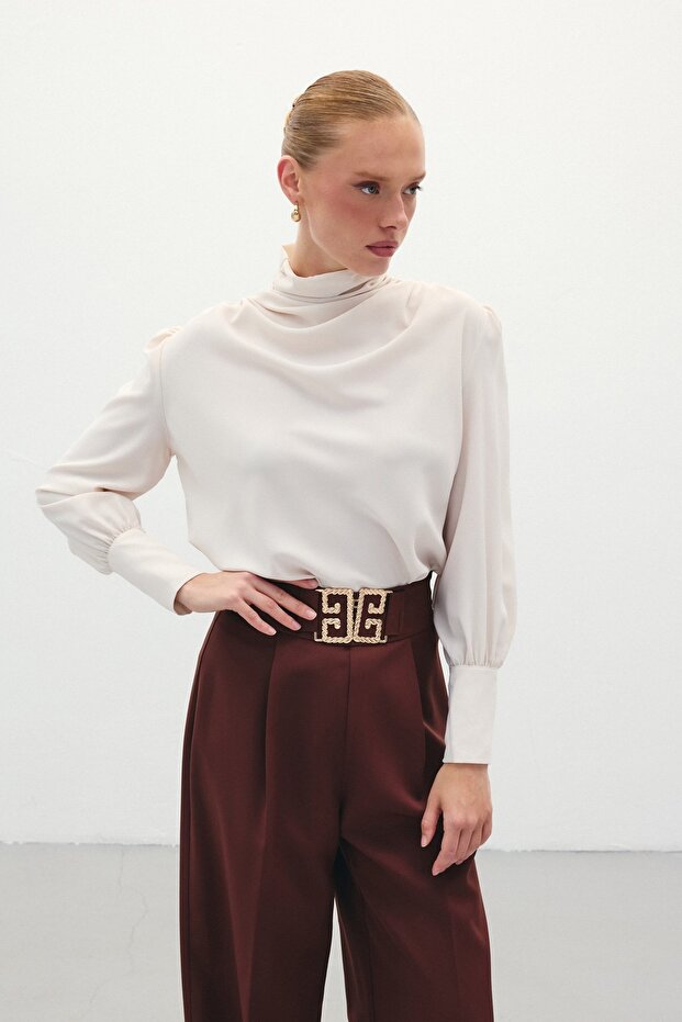 Drape Detaylı Bluz - Bej - 4
