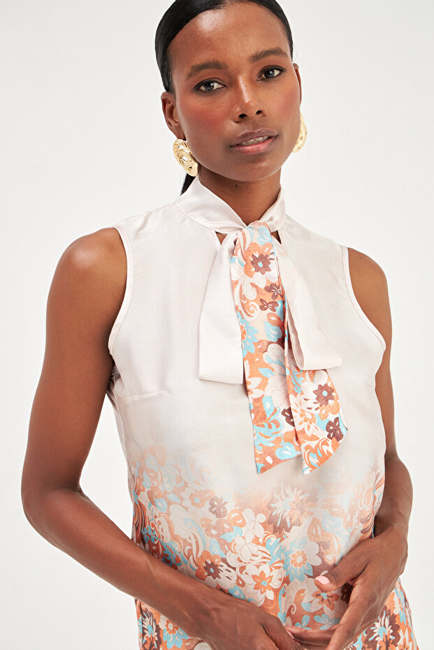 Bluză cu modele eșarfă - bej - 4