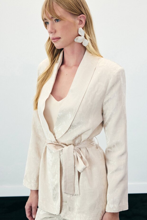 جاكيت طويل بنقشة ثعبان - بيج - 7