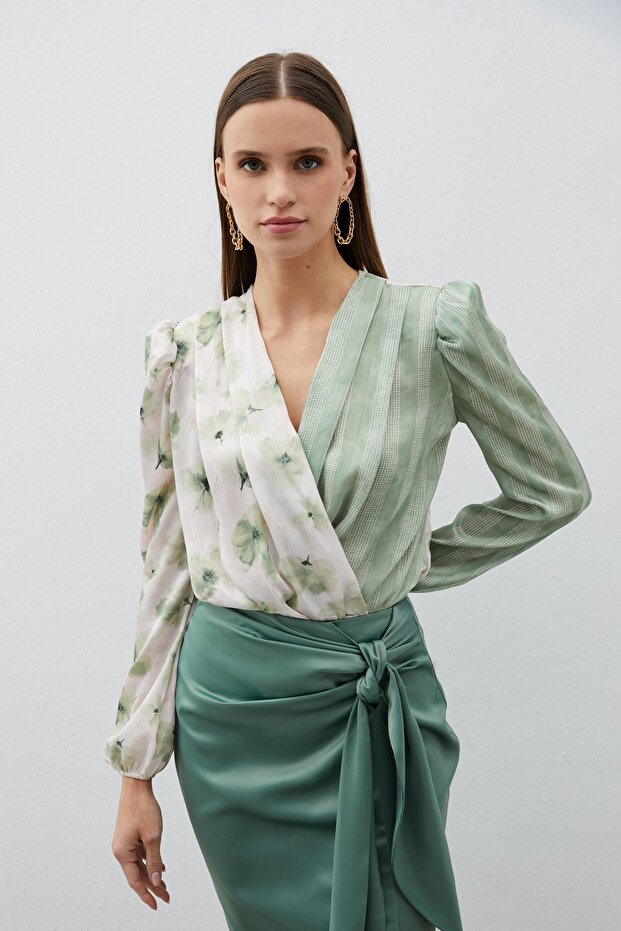 Double Patterned Double-Breasted Bodysuit Blouse - Green - 5