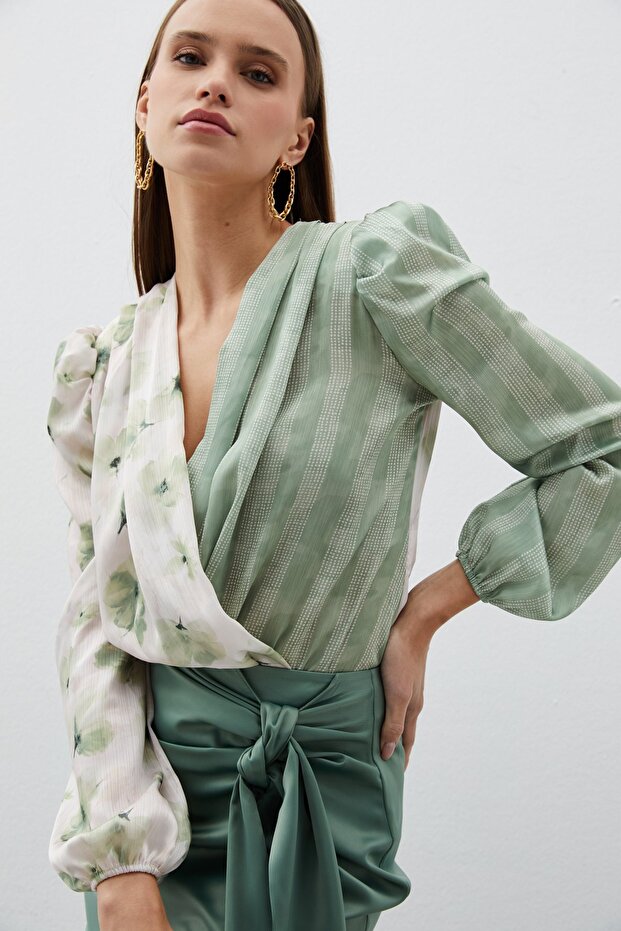 Double Patterned Double-Breasted Bodysuit Blouse - Green - 4