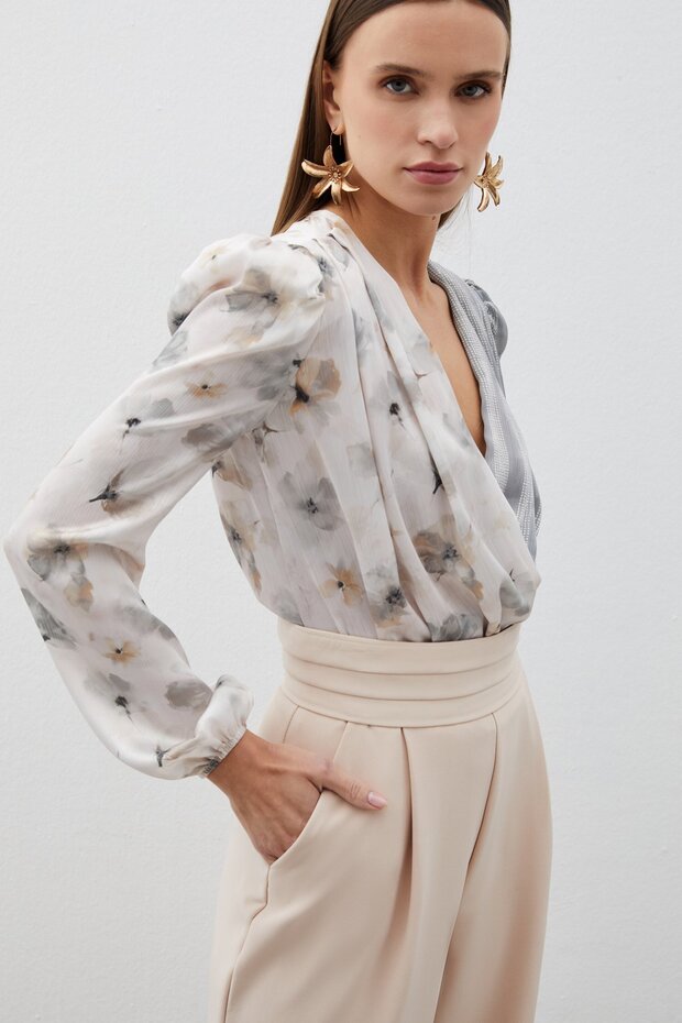 Double Patterned Double-Breasted Bodysuit Blouse - Gray - 5