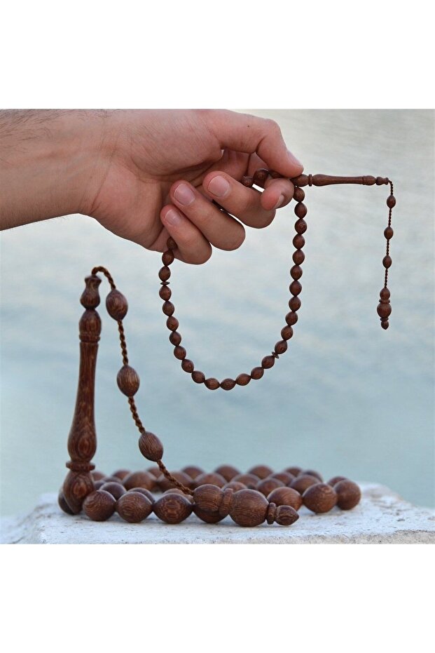شجرة تسبيح شجرة القرمزي