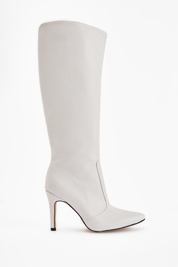 Lucine White Pointed Toe Thin Heeled Pull Women's Boots