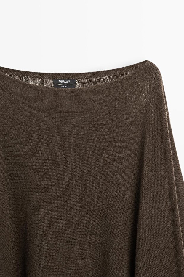 %100 yün asimetrik triko panço - 6