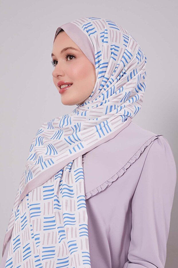 Powder Square Line Pattern Club Shawl