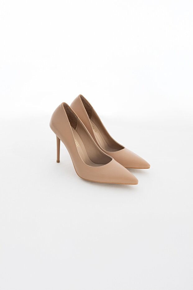 Women's Classic Pointed Toe Stiletto - Nude