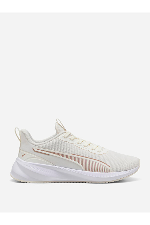حذاء Flyer Lite 3 الرياضي، باللون الأبيض الدافئ والذهبي من PUMA
