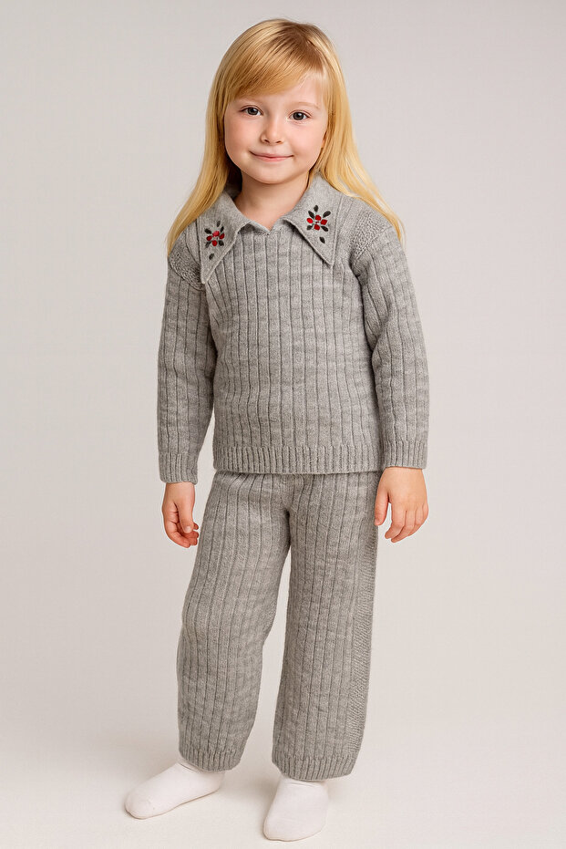 Knitwear Shirt Collar Floral Embroidered Trouser Suit Gray