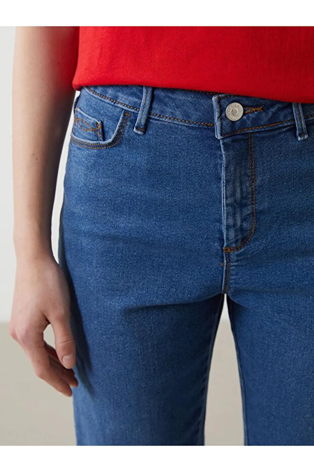LCWAIKIKI ClassicIndigo Dar Fit Kadın Jean Şort - 3
