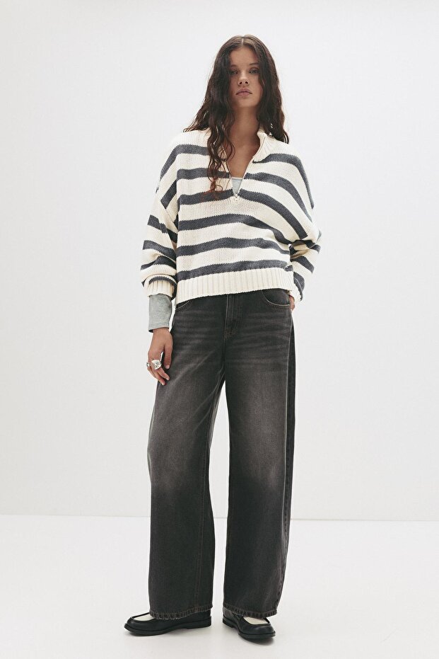 Çizgili dik yaka fermuarlı kazak - 3