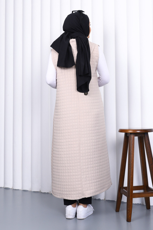 Taş Kapüşonlu Kapitone Uzun Yelek - 3