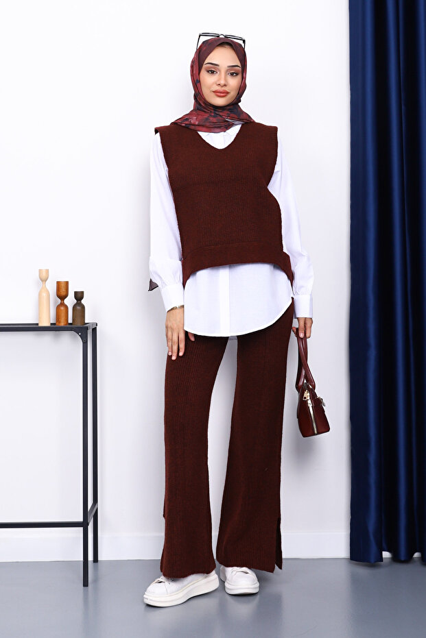 Burgundy Shirt Three-Piece Knitwear Set