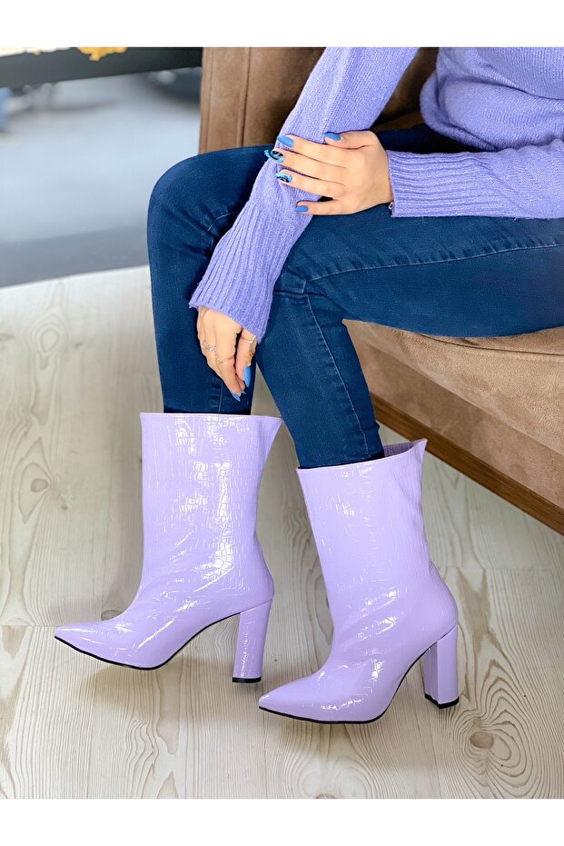 PARIS LILA QUILTED RUGAN HEELED SHORT BOOTS BOTTİE