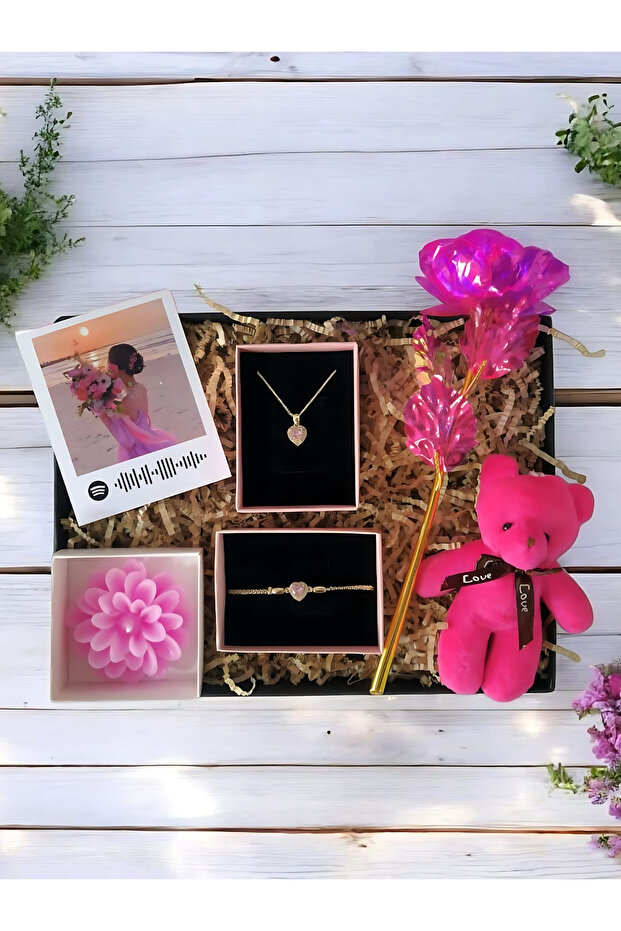 MARMORİ PEMBE GOLD KALP KOLYE BİLEKLİKLİ SONSUZLUK GÜLLÜ KİŞİSELLEŞTİRİLEBİLR AYICIK MUM HEDİYE SETİ
