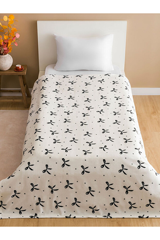Sparkling Choices from Shining Store |   Bow Printed Single Blanket 150X220 cm - 2