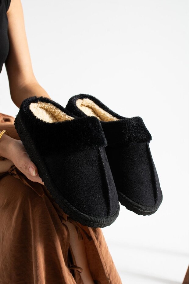 Women's Home Slippers Plush Home Slippers Noiseless Sole Warm Stylish Design