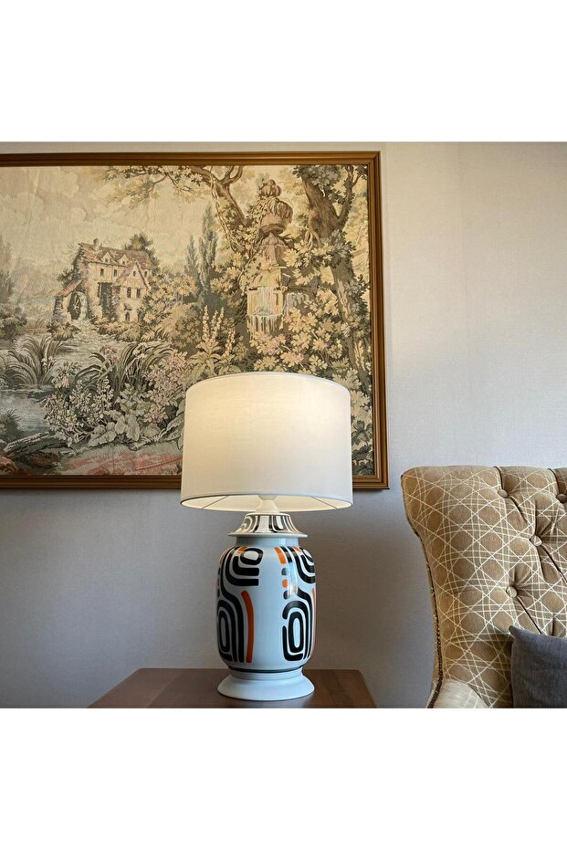 أبجورة طاولة بتصميم أنيق وعصري من شيهون - 2