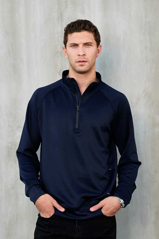 سترة رياضية أساسية للرجال بسحاب نصفي - 1