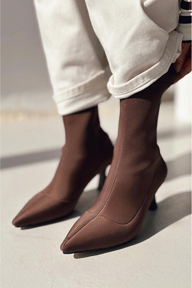 Loravo Dalgıç İnce Topuklu Acı Kahve Çorap Bot - 5