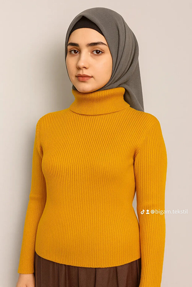 سترة الياقة المدورة