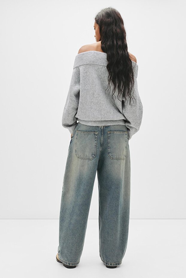 Asymmetric soft knit sweater - 3