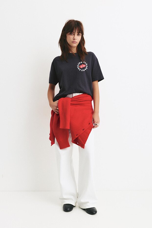 Kalp grafikli tişört - 2