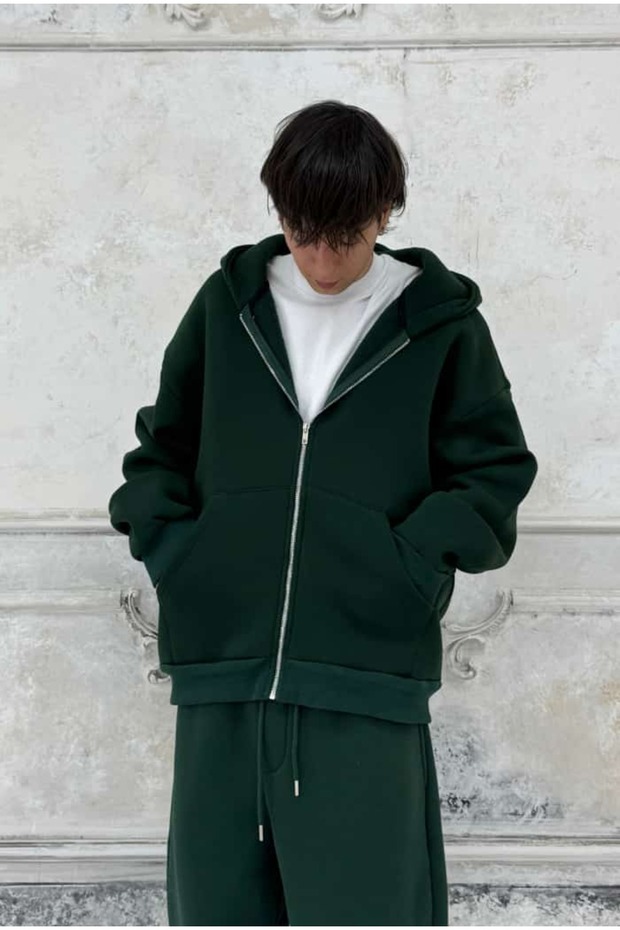 Basic Premium Oversize Zip - 4