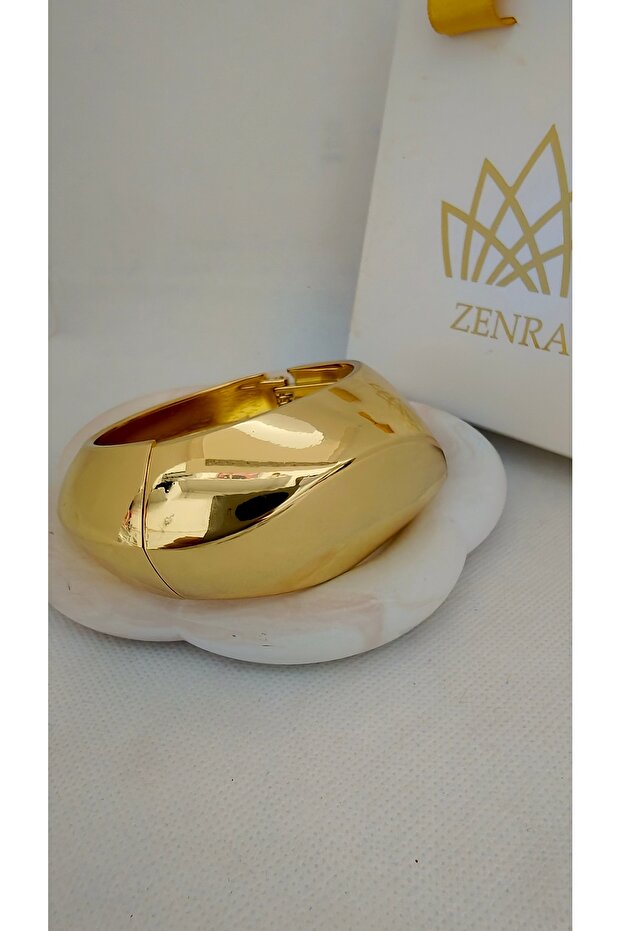 سوار بمشبك ذهبي اللون - 3