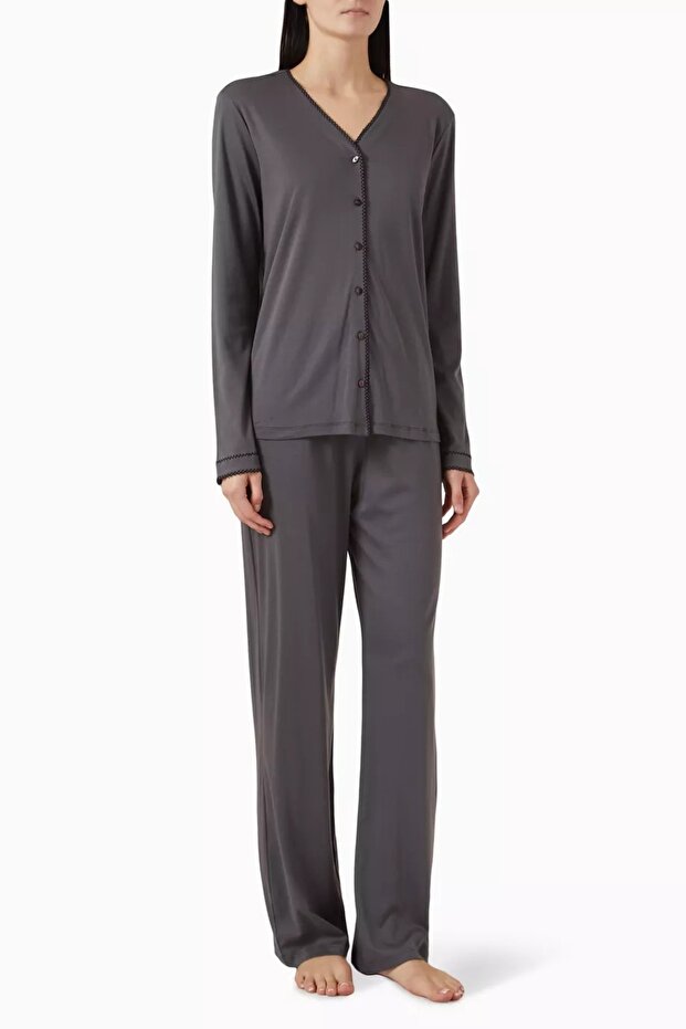 Una Cotton Pajama Set Timeless Comfort and Elegance