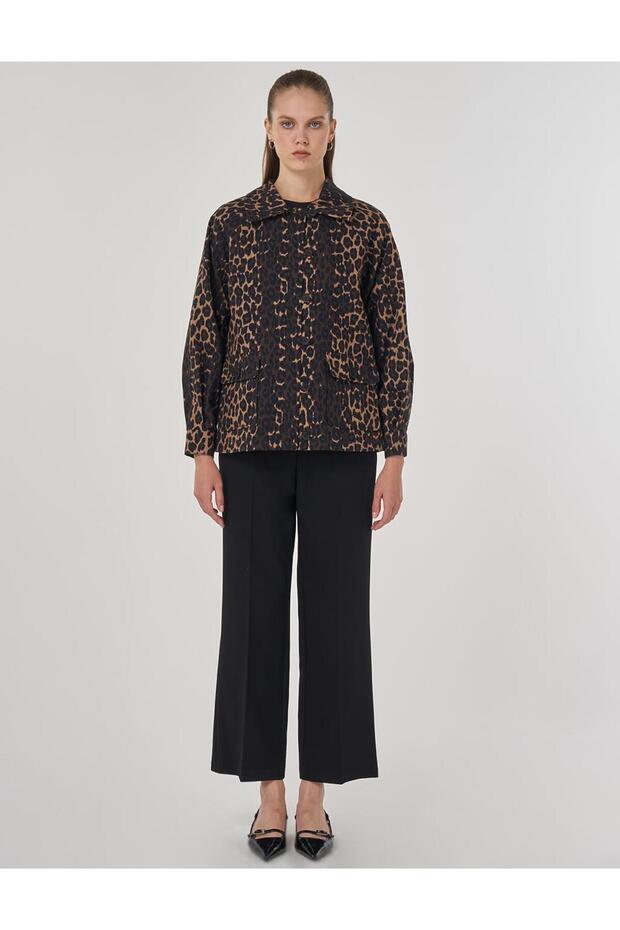 سترة بنقشة الفهد باللون البني الداكن - 4