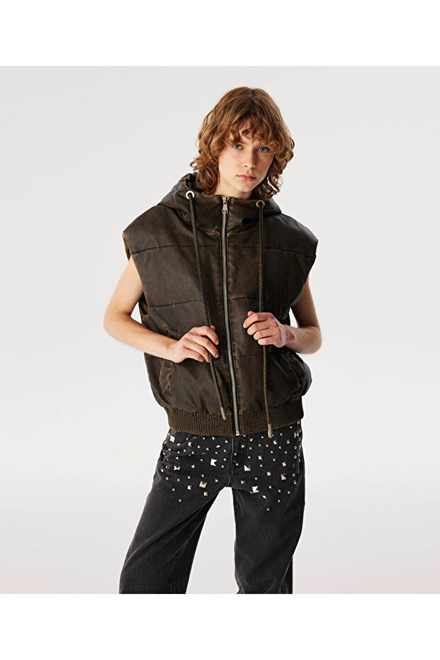 DERİ GÖRÜNÜMLÜ YELEK - 2