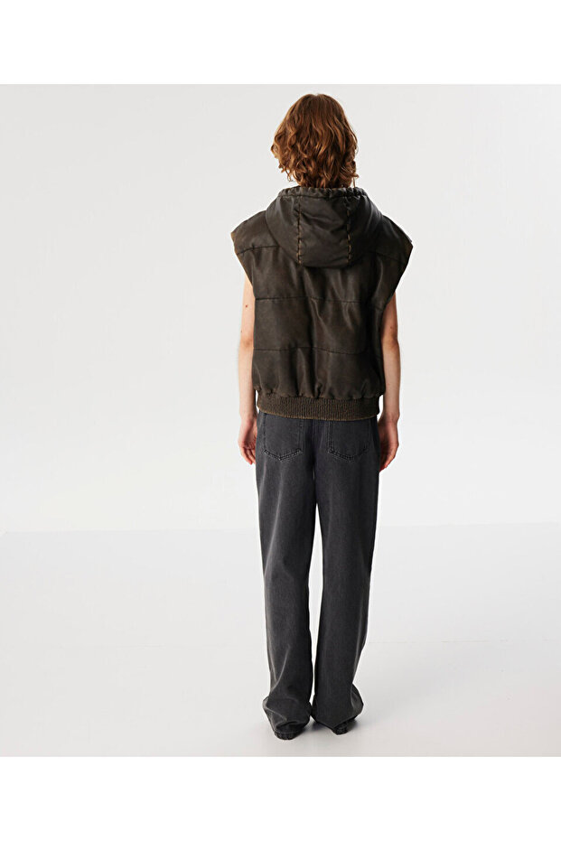 DERİ GÖRÜNÜMLÜ YELEK - 5