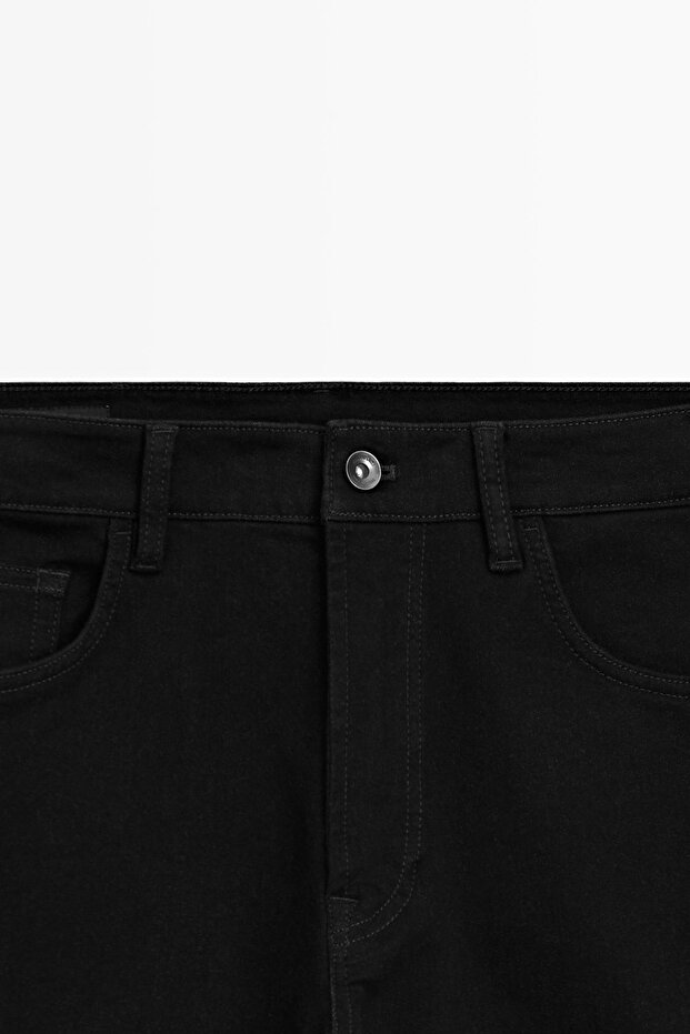 Tapered fit jean - 6