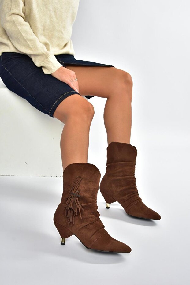 V404022202 Brown Suede Low Heel Tasseled Women's Boots