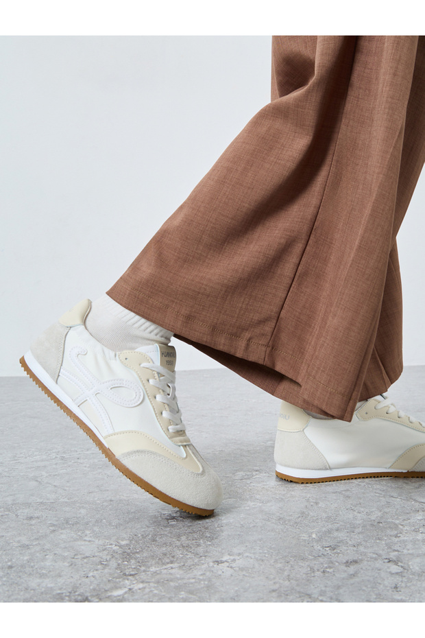 Retro Lace Up Sneakers