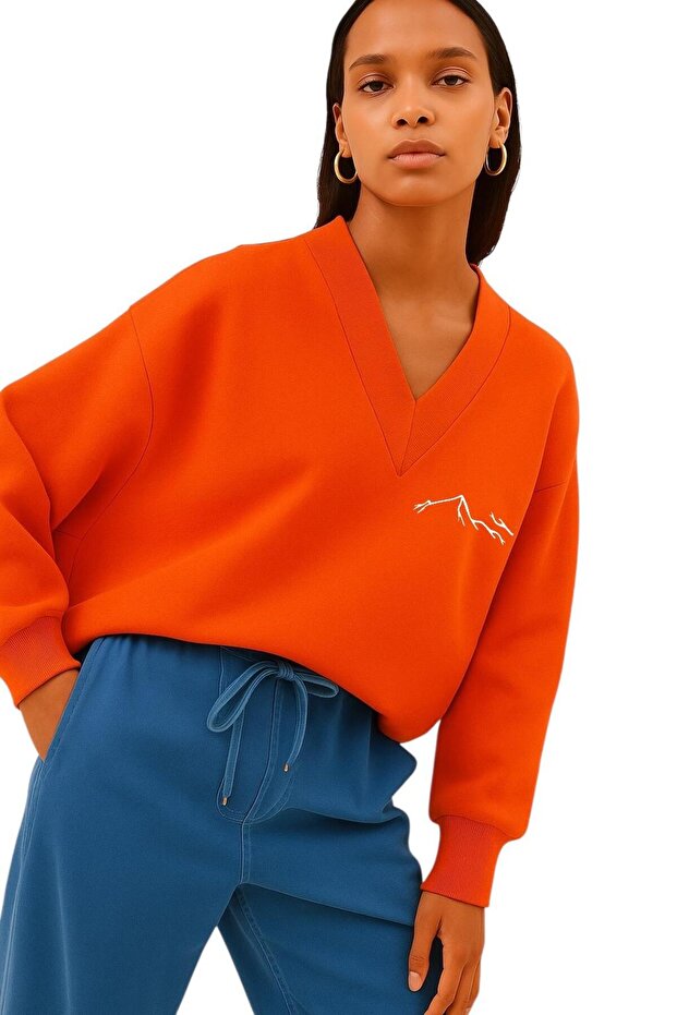 Mountain Printed Unisex V-Neck Sweatshirt