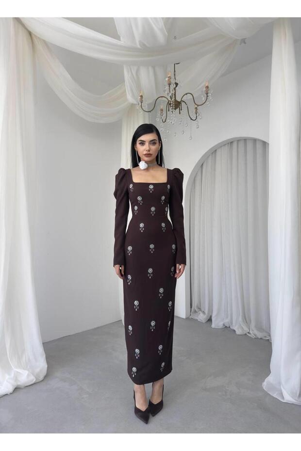 Pera Taş Detaylı Elbise - 6