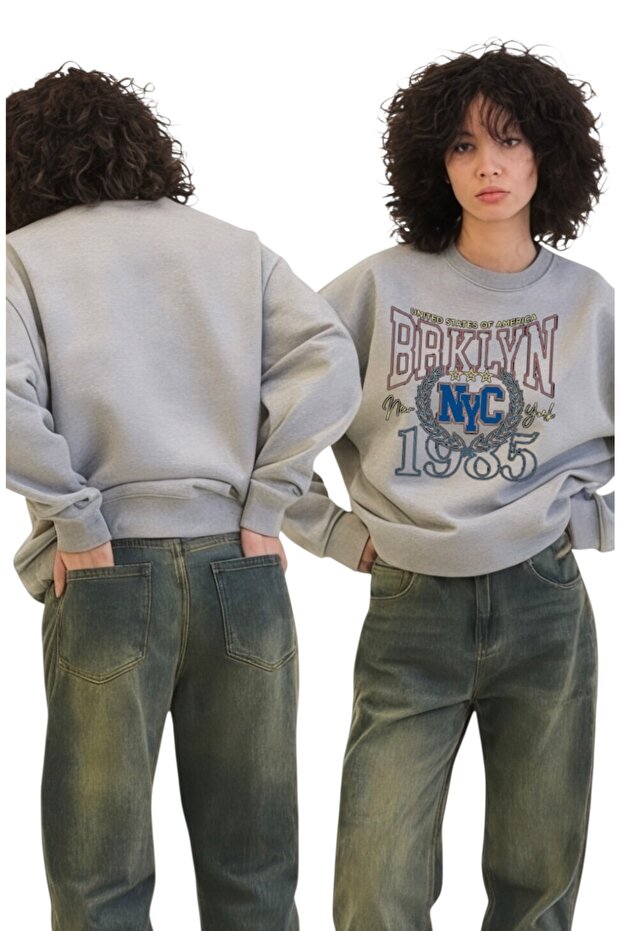 Unisex Long Sleeve Brooklyn 1985 Transfer Printed Crew Neck Sweatshirt