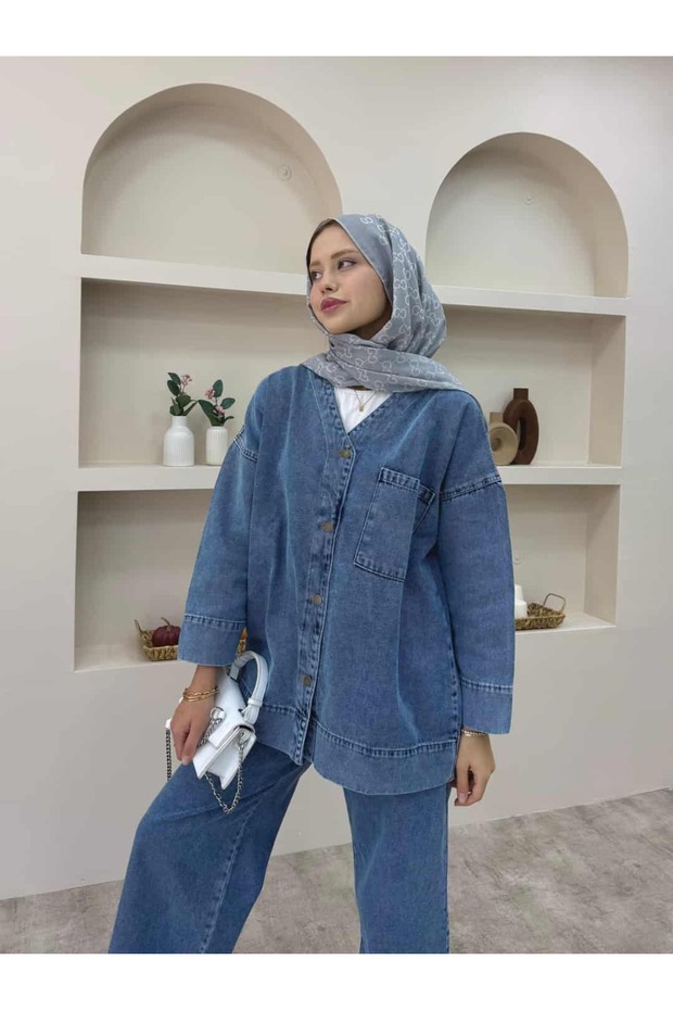 طقم جينز برقبة على شكل حرف V - 4