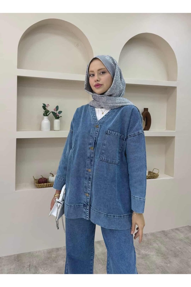 طقم جينز برقبة على شكل حرف V - 6