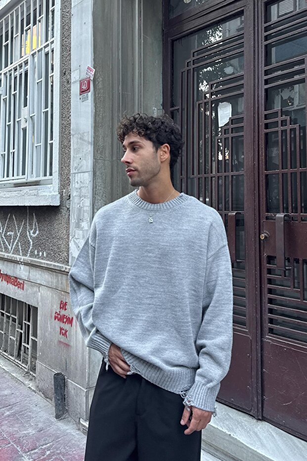 Ripped Model Knitwear Sweater Gray